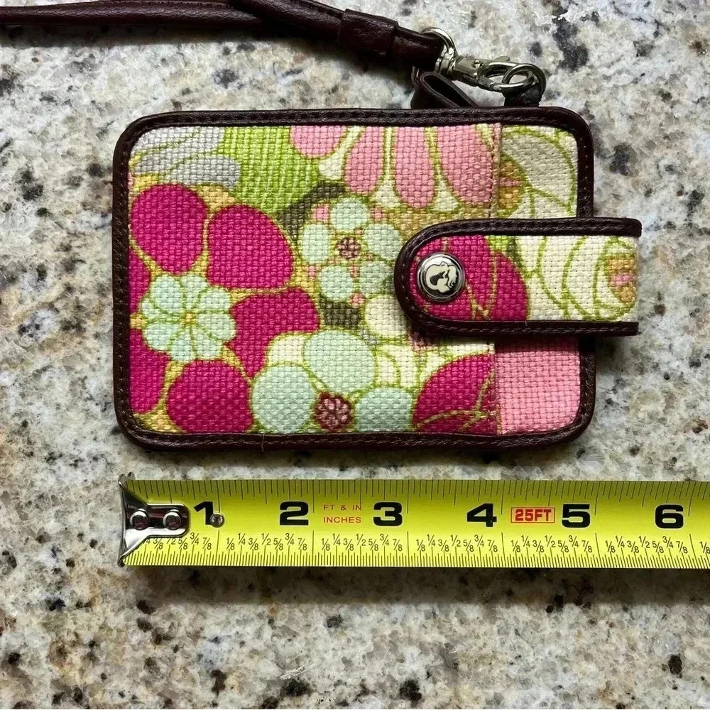 Spartina 449 Leather Wristlet ❤️ - Picture 3 of 6